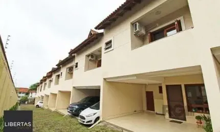 Casa Condominio em Porto Alegre, no bairro Tristeza, com 2 dormitório(s), à venda.