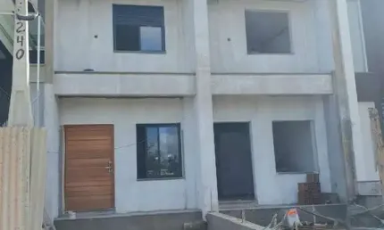 Casa em porto alegre, no bairro hípica, com 2 dormitório(s), e 2 banheiros, à venda.