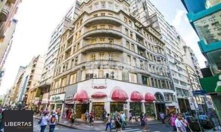 Conjunto/Sala em Porto Alegre, no bairro Centro Histórico, e 0 banheiros, à venda.