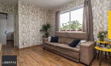Apartamento em Porto Alegre, no bairro Camaquã, com 1 dormitório(s), e 1 banheiros, à venda.