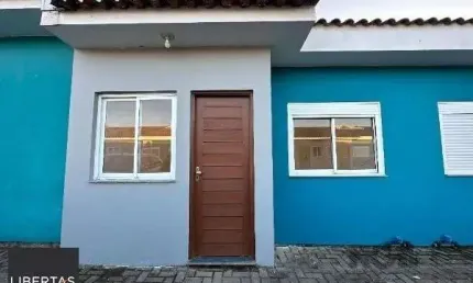 Casa Condominio em Porto Alegre, no bairro Ponta Grossa, com 2 dormitório(s), e 2 banheiros, à venda.