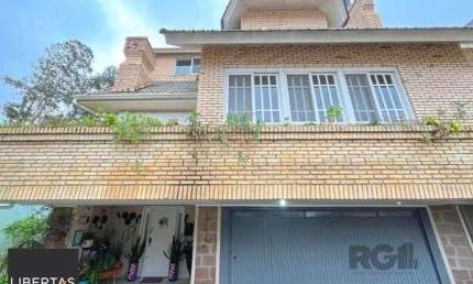 Casa Condominio em Porto Alegre, no bairro Jardim Isabel, com 3 dormitório(s), à venda.