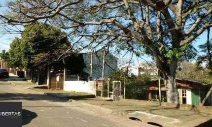 Terreno em Porto Alegre, no bairro Espírito Santo, à venda.
