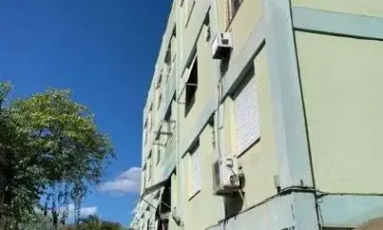 Apartamento em Porto Alegre, no bairro Camaquã, com 1 dormitório(s), à venda.