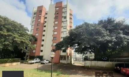 Apartamento em Porto Alegre, no bairro Glória, com 2 dormitório(s), e 2 banheiros, à venda.