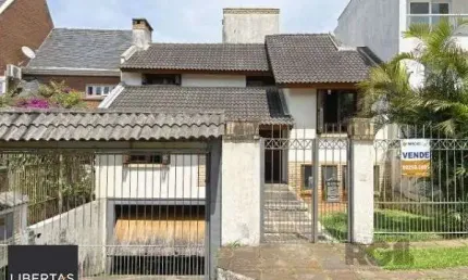Casa em porto alegre, no bairro ipanema, com 3 dormitório(s), à venda.