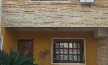 Casa com 3 quartos à venda na Rua Therezinha Rocha da Silva, 43, Aberta dos Morros, Porto Alegre