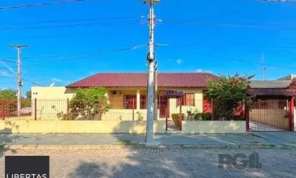Casa com 4 quartos à venda na Rua Wenceslau Fontoura, 4798, Restinga, Porto Alegre
