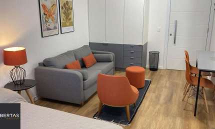 Apartamento Garden, 1 quarto,  todo mobiliado, próximo a Redenção bem arejado e iluminado.