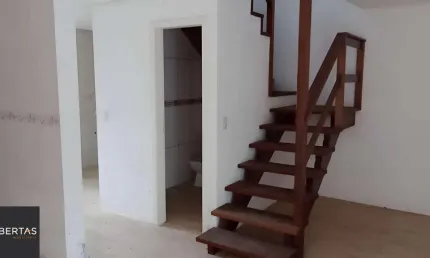 Casa com 2 quartos à venda na Rua Ilton Moreira de Souza, 22, Ponta Grossa, Porto Alegre