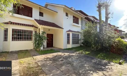Casa com 5 quartos à venda na Rua Breno Martins, 50, Ipanema, Porto Alegre