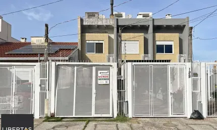 Casa com 2 quartos à venda na Rua Jesiel Iomar Baumgarten, 131, Hípica, Porto Alegre