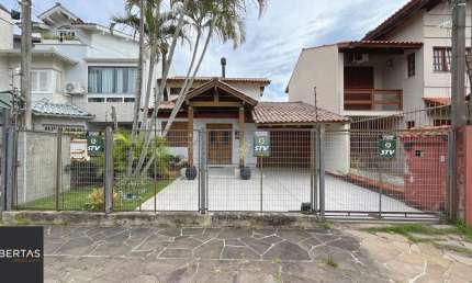 Casa com 4 quartos à venda na Rua Engenheiro Otacílio Oliveira, 207, Ipanema, Porto Alegre