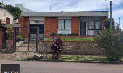 Casa à venda no Jardim do Salso - Porto Alegre - Cód. RP390826