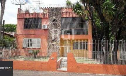 Casa para Venda - 190m², 3 dormitórios, sendo 1 suites, 2 vagas - Cavalhada