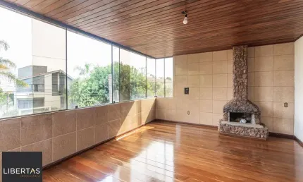 Prédio Comercial no Cristo Redentor com 2 apartamentos individuais
