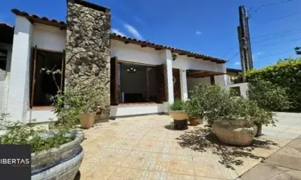 Casa Condominio para Venda - 110m², 3 dormitórios, sendo 1 suites, 1 vaga - Hípica