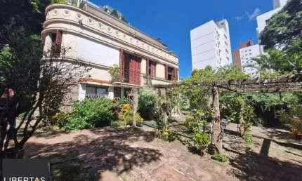 Casa com 4 quartos à venda na Rua Dário Pederneiras, 155, Petrópolis, Porto Alegre