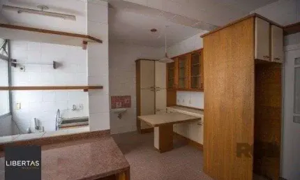 Apartamento com 3 quartos à venda na Rua Duque de Caxias, 1220, Centro Histórico, Porto Alegre