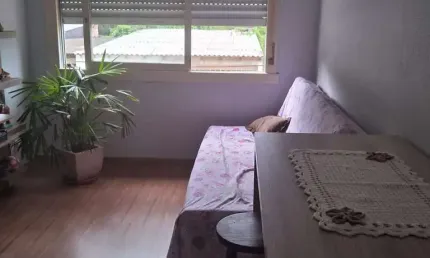Apartamento com 01 Quarto e 01 vaga no Bairro Morro Santana