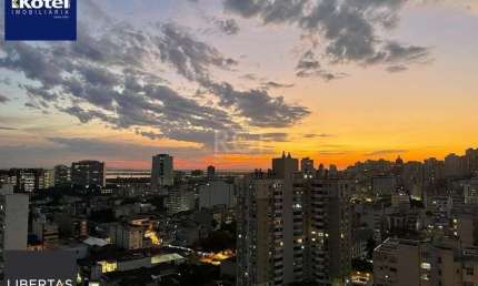 Apartamento de 2 quartos, suíte e 1 vaga de garagem no bairro Cidade Baixa