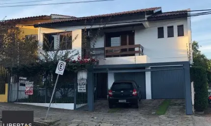 Casa de 3 dormitórios à venda no Bairro, Jardim do Salso - Porto Alegre