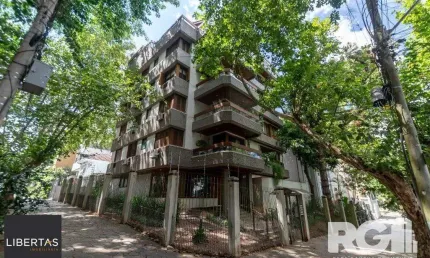 Apartamento Reformado! Com 3 dorm, sendo 1 suíte, 2 vagas na Rua Corte Real.