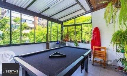 Cobertura para Venda - 100.94m², 3 dormitórios, sendo 1 suites, 2 vagas - Petrópolis