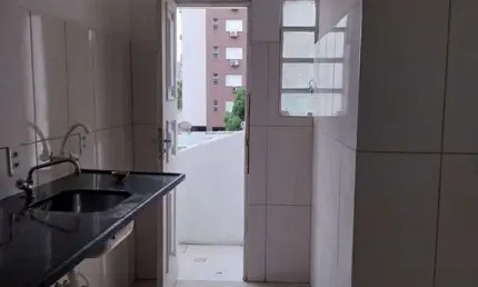 Kitnet / Stúdio à venda na Avenida Florianópolis, 191, Azenha, Porto Alegre