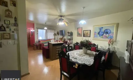 Apartamento 3 dormitórios com suíte e vaga de garagem no bairro Floresta em Porto Alegre