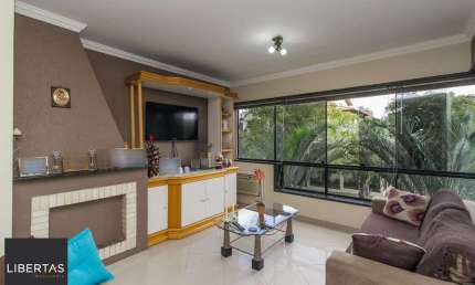 Apartamento de 3 dormitórios no bairro Jardim Itu Sabará - Porto Alegre