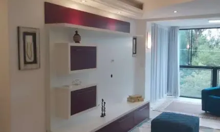 Apartamento 03 dormitórios 1 suíte 1 vaga de garagem no Bairro Menino Deus