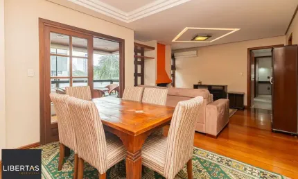 Apartamento à venda no bairro Petrópolis em Porto Alegre/RS