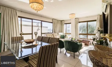 Apartamento à venda no bairro Mont' Serrat em Porto Alegre/RS