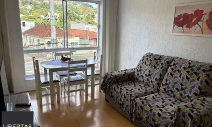 Apartamento 62m², dois dormitórios no bairro glória