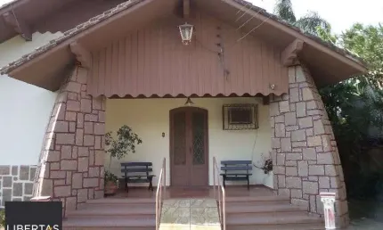 Casa com 3 quartos à venda na Avenida Heitor Vieira, 48, Belém Novo, Porto Alegre