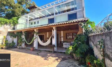Casa com 4 quartos à venda na Rua Santa Cruz, 33, Santa Tereza, Porto Alegre