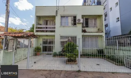 Apartamento Térreo 2 Dormitórios no Jardim Botânico – Amplo e Iluminado