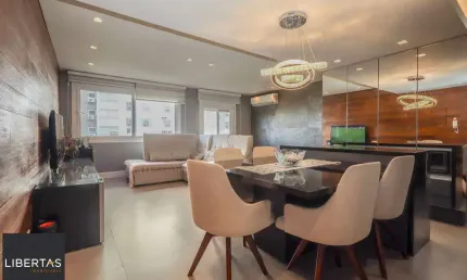 Apartamento à venda no bairro São Sebastião em Porto Alegre/RS