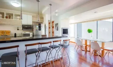Apartamento com 3 quartos à venda na Travessa Borneo, 40, Jardim Lindóia, Porto Alegre
