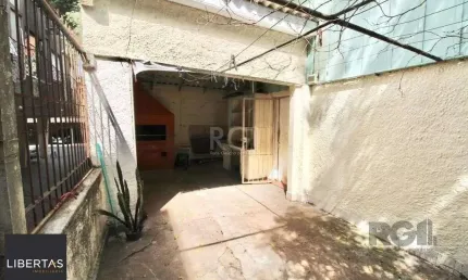Casa com 2 quartos à venda na Rua Octávio de Souza, Teresópolis, Porto Alegre