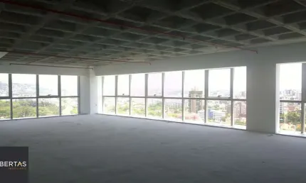 Sala comercial para alugar na Avenida Senador Tarso Dutra, 565, Petrópolis, Porto Alegre