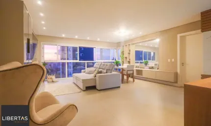 Apartamento à venda no bairro Vila Ipiranga em Porto Alegre/RS