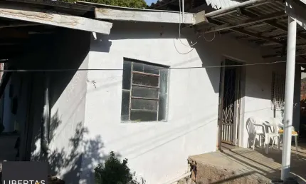 Casa com 2 quartos à venda na Estrada Afonso Lourenço Mariante, 354, Belém Velho, Porto Alegre