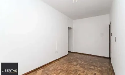 Apartamento 02 dormitórios térreo no bairro rio branco