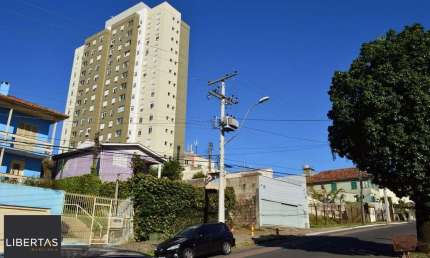 Apartamento 2 dormitórios na Rua Dr. Malheiros, Santo Antônio, Porto Alegre.