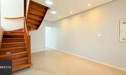 CASA 230m² 5 QUARTOS/SALAS, 3 VAGAS DE GARAGEM - USO RESIDENCIAL OU COMERCIAL