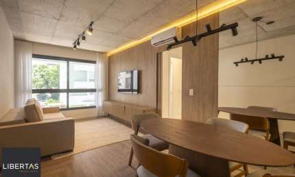 Apartamento com 67m², 2 quartos, 1 suíte, 1 vaga, no bairro Petrópolis em Porto Alegre