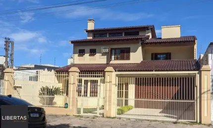 Casa 348m², 4 dormitórios, 2 vagas no bairro nonoai