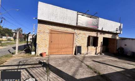 Casa com 3 quartos à venda na Avenida Ignês E. Fagundes, 3612, Restinga, Porto Alegre